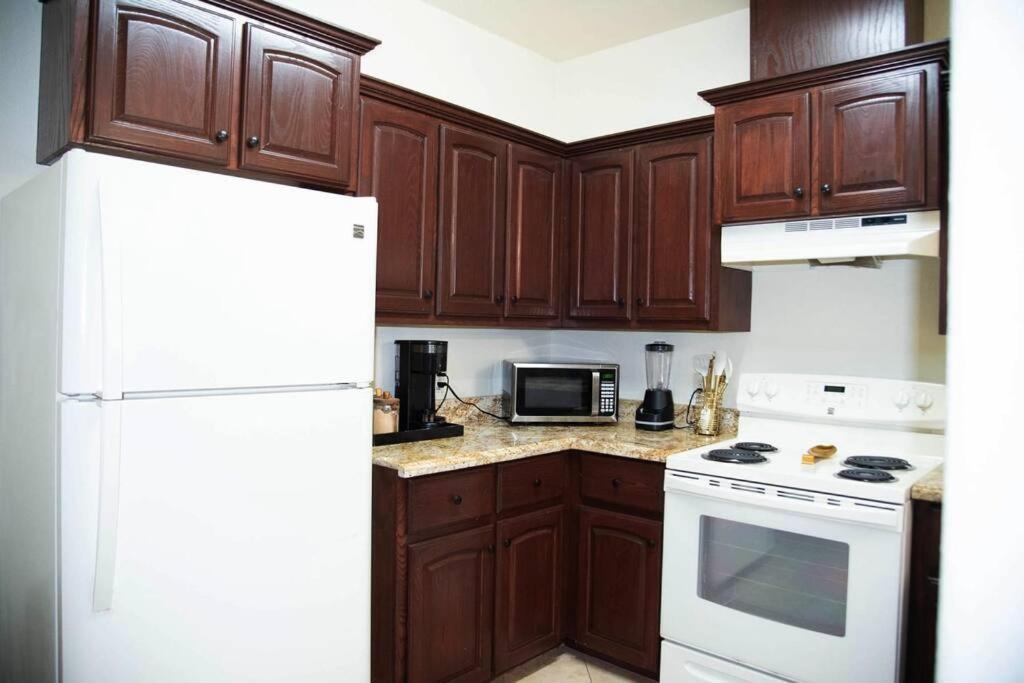1 Min To University Utrgv 2Bd 2Bt Town Suite Edinburg Extérieur photo